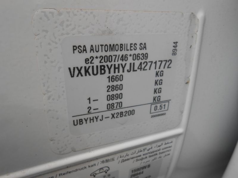 Opel Corsa 1.5TDCi,FULL LED,92TKm!!! - fotka 2 z 39