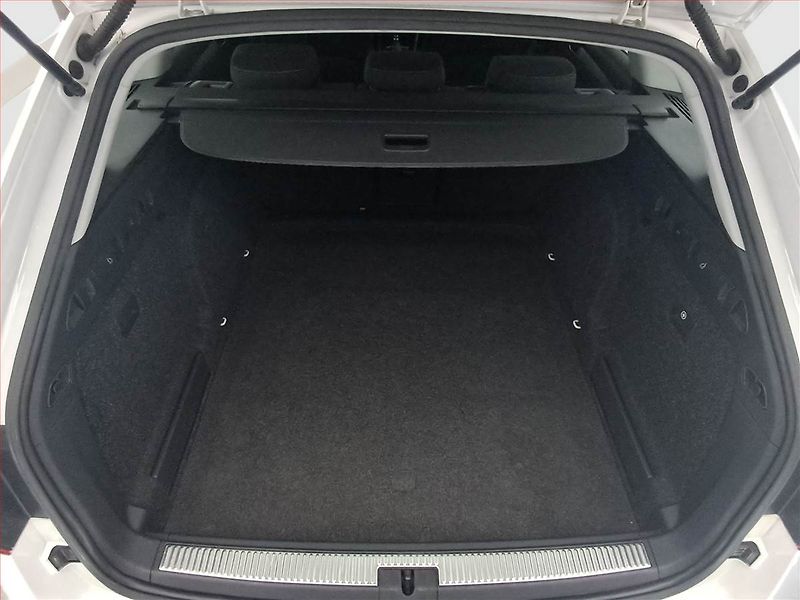Škoda Superb (2017) Ambition 2.0 TDI, Automat - fotka 14 z 24