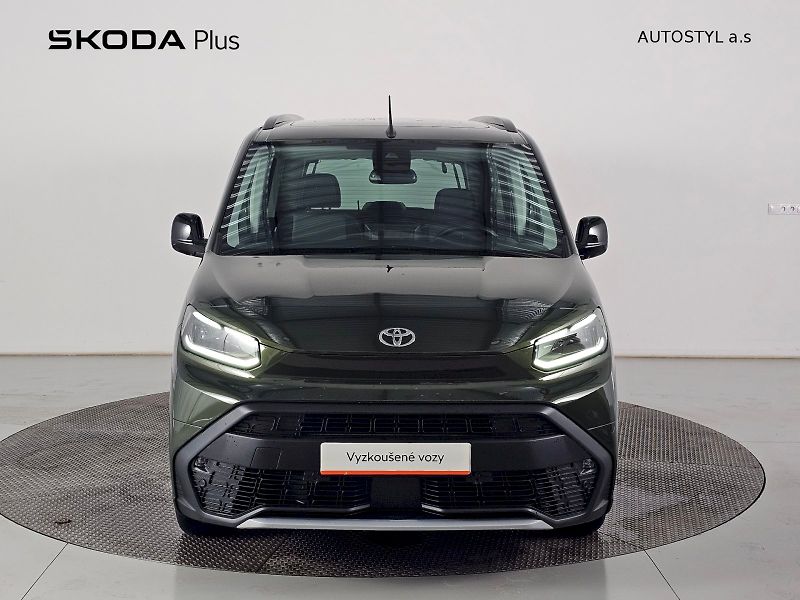 Toyota ProAce City Verso (2025) 1.5D 130k AT Short VIP - fotka 4 z 34