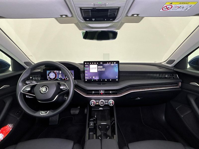 Škoda Superb L&K 4x4 DSG - fotka 5 z 30
