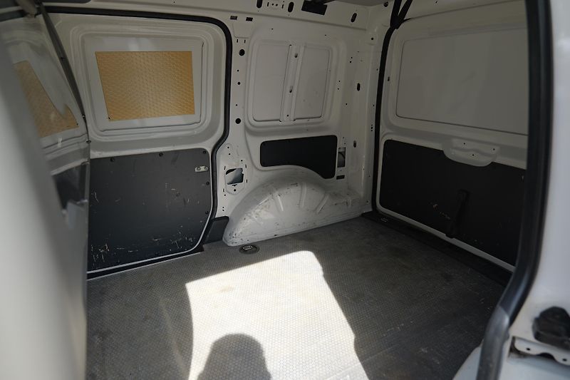 Volkswagen Caddy 1.4 TSi DSG Kam CarPlay Tažné - fotka 10 z 33