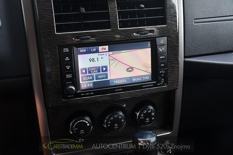 Jeep Cherokee 2.8CRD LIMITED TAŽNÉ - fotka 29 z 44