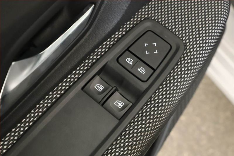 Dacia Sandero (2021) 1.0 TCe, ČR,1.maj, Serv.kniha - fotka 11 z 13