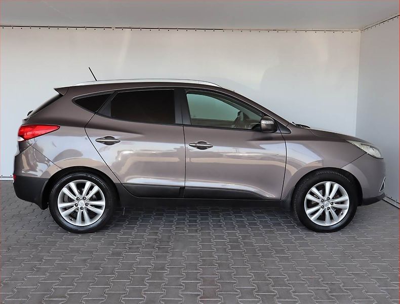 Hyundai ix35 (2013) 2.0 CRDi, 4X4, Automat - fotka 6 z 19