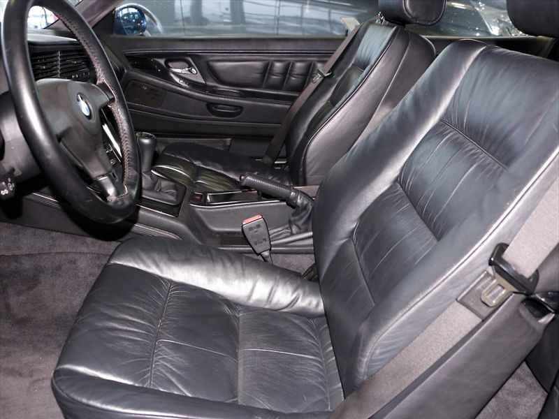 BMW Řada 8 5,6 850 CSI 280 kW 1. Majitel - fotka 10 z 38