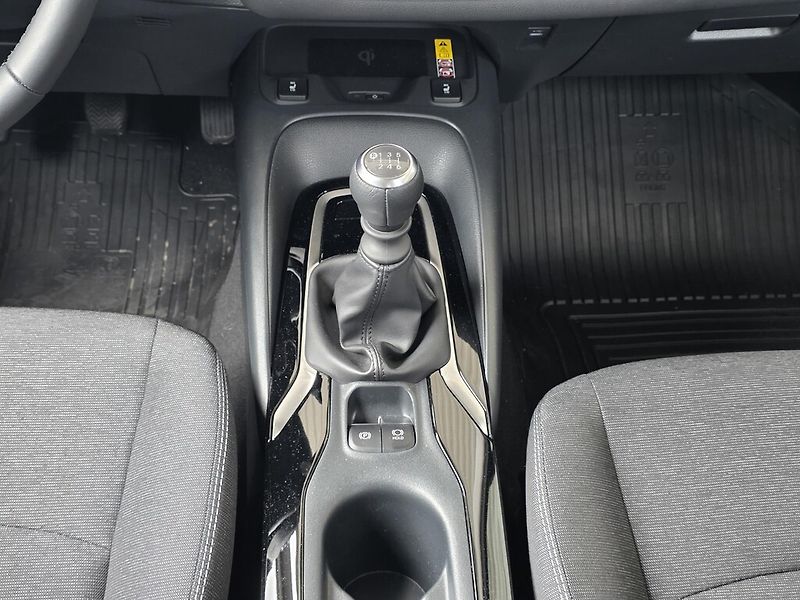 Toyota Corolla 1,5i / 92 kW Comfort Tech - fotka 14 z 25