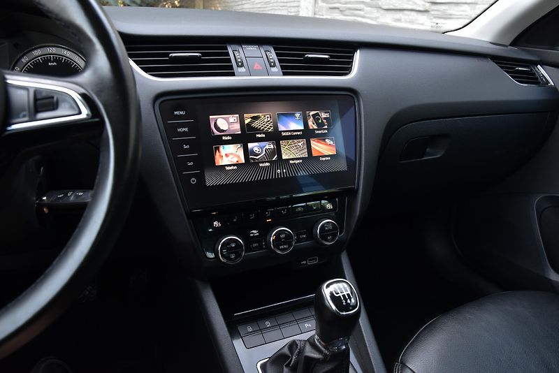 Škoda Octavia 1.4 TSi G-TEC STYLE,LED,NAV,TZ - fotka 17 z 50