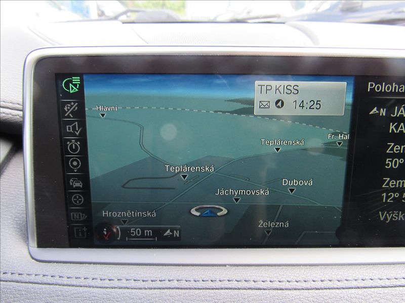 BMW X6 3,0 d xDrive30d 190kW - fotka 17 z 33