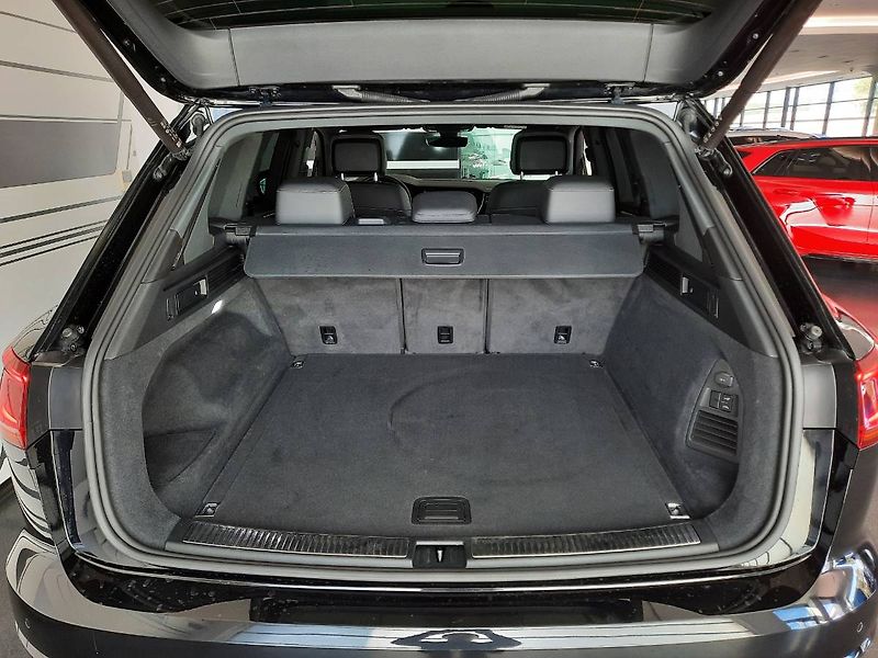 Volkswagen Touareg (2022) R-Line 3.0 TDI 4Motion (210kW/ - fotka 27 z 30