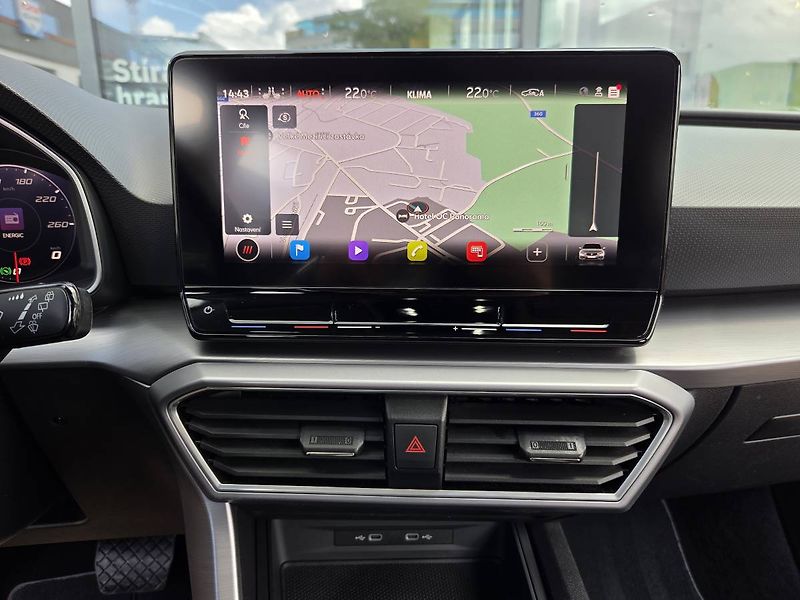 Seat Leon ST 2.0 TDI DSG FR - fotka 21 z 40