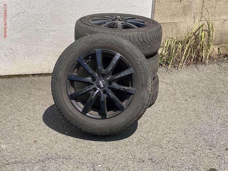Ford Focus (2020) 1.0 EB, ST-Line, LED, navi - fotka 20 z 20