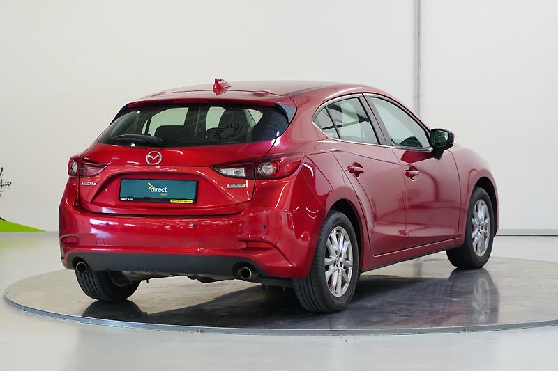 Mazda 3 - fotka 2 z 24
