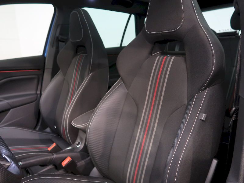 Škoda Kamiq (2025) MONTE CARLO 1.5TSI 110KW DSG P - fotka 14 z 38