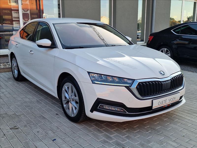 Škoda Octavia 2.0 TDI Style,původ ČR,1.Maj. - fotka 3 z 49