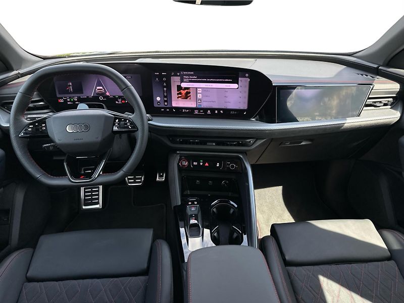 Audi Q5 (2026) SB e-hybrid quattro 220kW STR - fotka 10 z 24