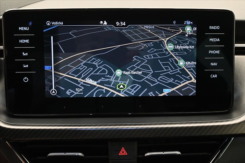Škoda Kamiq 1,0 TSI 81 kW MONTE CARLO Záru - fotka 20 z 30