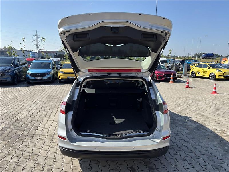 Ford Mondeo 2,0 TDCi 110kW Trend - fotka 10 z 36