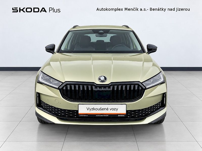 Škoda Superb (2025) COMBI Sportline TD 110 / 2.0 A - fotka 4 z 61