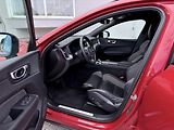 Volvo XC60 B5 AWD (benzín) // PLUS DARK - náhled 11