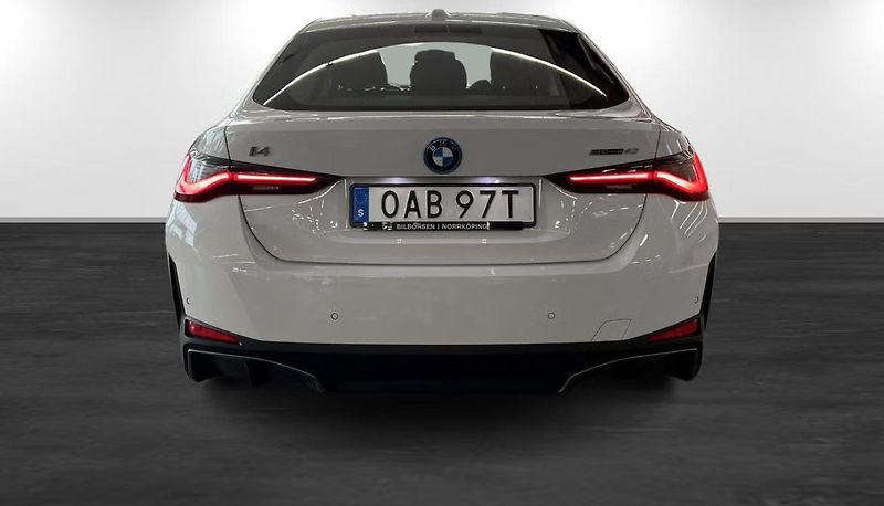 BMW i4 eDrive40 GC Kamera Auto. Park. - fotka 5 z 16