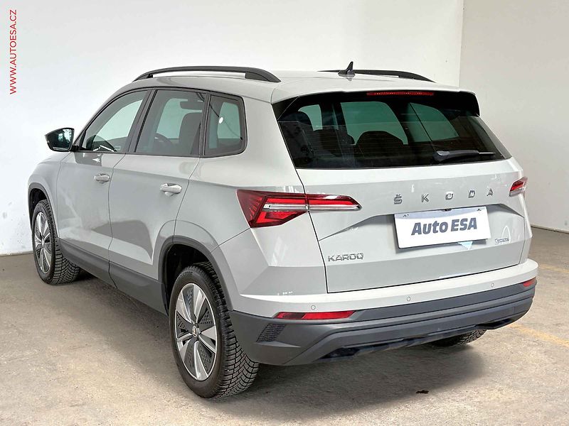 Škoda Karoq (2022) 1.5 TSi, 1.maj,ČR, Style - fotka 6 z 17