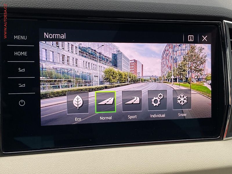 Škoda Karoq (2018) 2.0TDi 4x4, ČR, Style, DSG - fotka 22 z 23