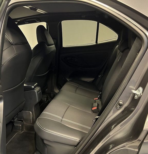 Toyota Yaris Cross 1.5 Hybrid AT EXECUTIVE TECH V - fotka 11 z 19