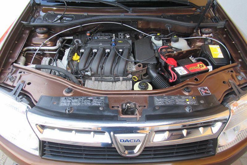 Dacia Duster 1.6i KLIMA SADA KOL - fotka 19 z 20