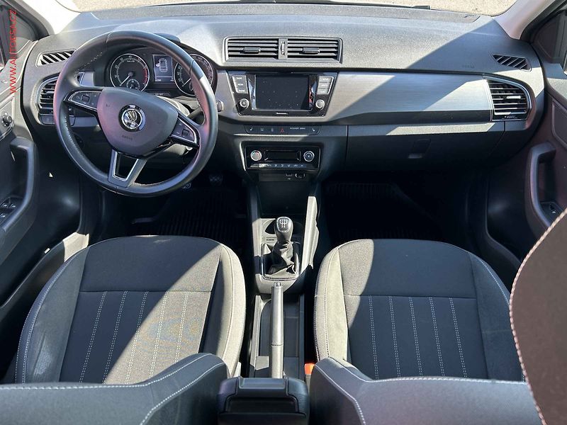 Škoda Fabia (2020) 1.0TSi, 2.maj,ČR, Style - fotka 8 z 16