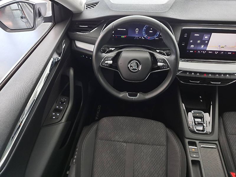Škoda Octavia (2023) Style Combi 2.0 TDI (110kW/150 - fotka 11 z 27