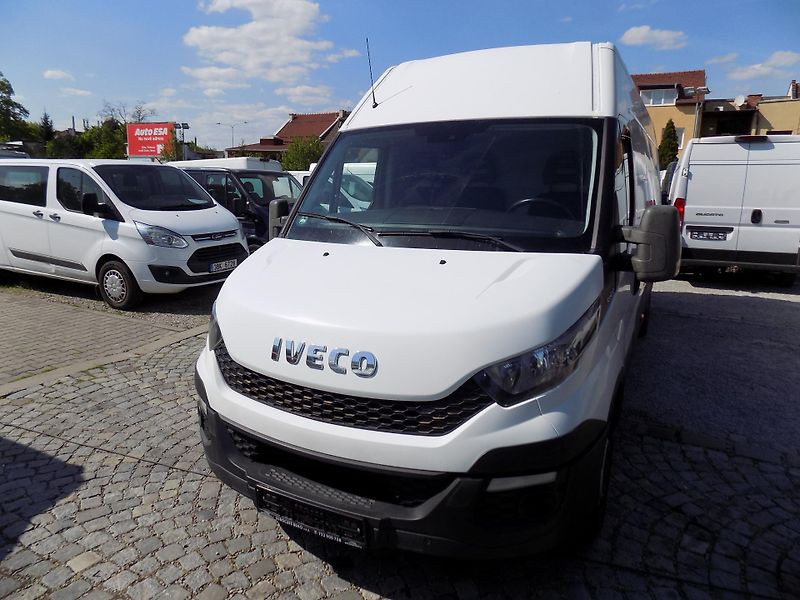 Iveco Daily 35-150 AUTOKLIMA, TAŽNÉ - fotka 2 z 37