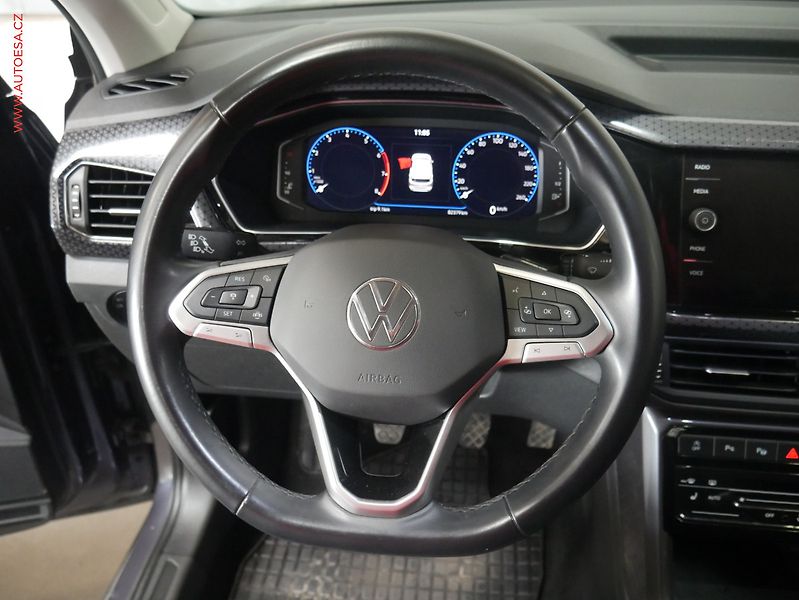 Volkswagen T-Cross (2023) 1.0 TSi, 2.maj,ČR, Style, LED - fotka 12 z 20