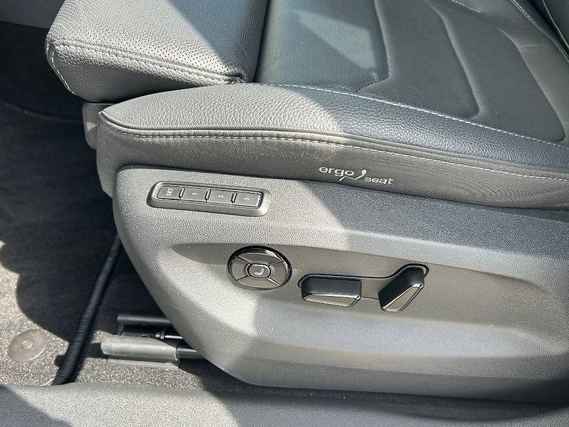 Škoda Kodiaq Exclusive Selection 7DSG 4x4 2 - fotka 7 z 28