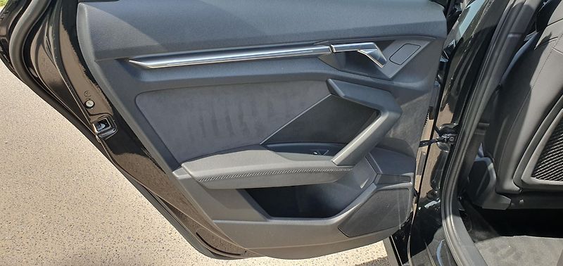 Audi S3 (2022) 2.0Tfsi 228kw Quattro,ČR,Dph - fotka 22 z 25