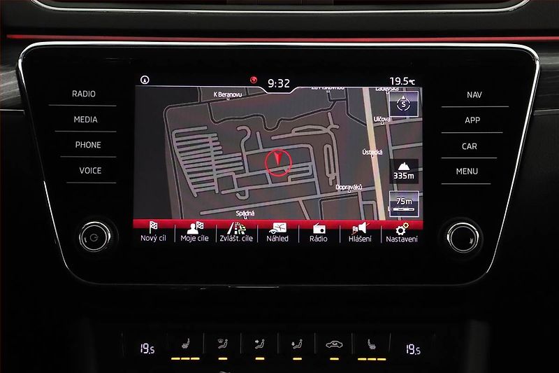 Škoda Superb (2020) Style 2.0 TDI, Automat, ČR - fotka 13 z 19