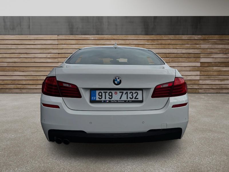BMW Řada 5 (2016) +530xd+ČR+DPH+ - fotka 4 z 20