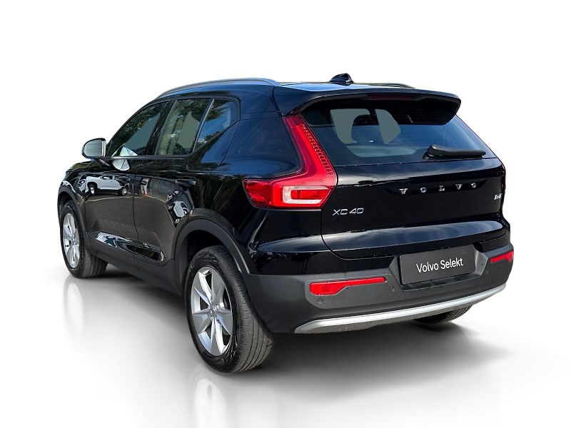 Volvo XC40 B4 AWD // 1. maj // ČR - fotka 3 z 40