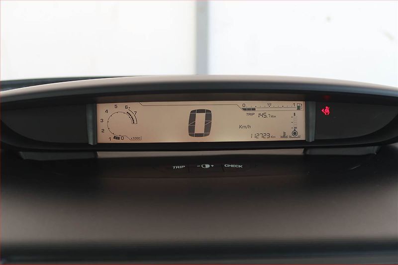 Citroën C4 (2010) 1.4 16V, nová STK, CZ doklady - fotka 11 z 14