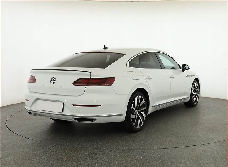 Volkswagen Arteon (2019) R-line 2.0 TDI - fotka 5 z 20