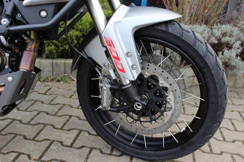 QJ Motor (2026) SRT 600 SX 2026 SKLADEM VČ KUF - fotka 5 z 9