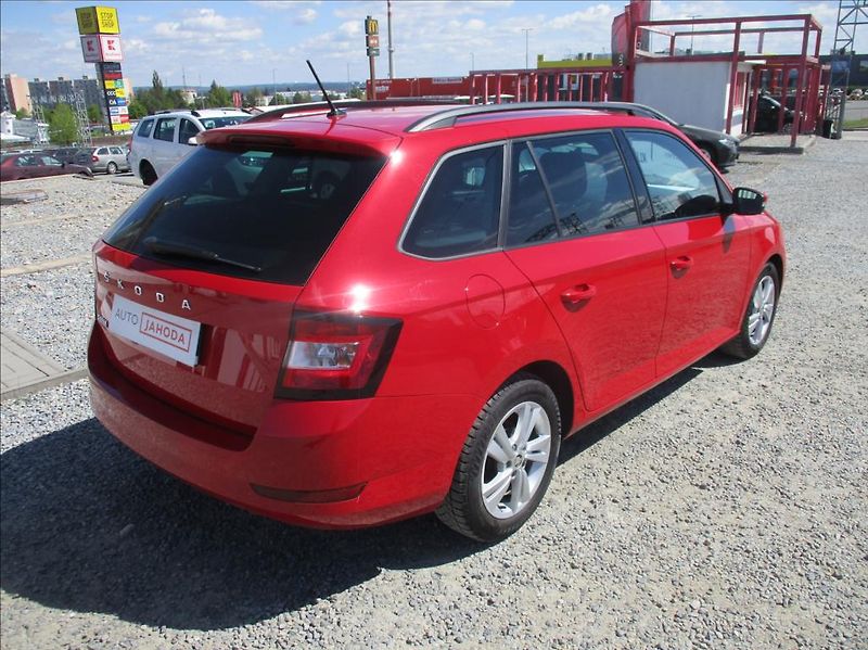 Škoda Fabia 1,0 TSI, serviska,1.maj,DPH,CZ - fotka 5 z 27
