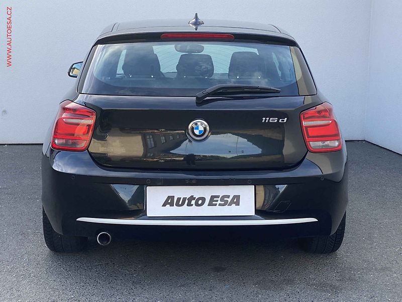 BMW Řada 1 (2012) 1.6 D 116d, Bixen, AC - fotka 5 z 19