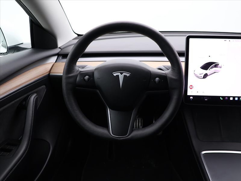 Tesla Model 3 Long Range 79kWh AWD sOH 90,3% - fotka 15 z 28