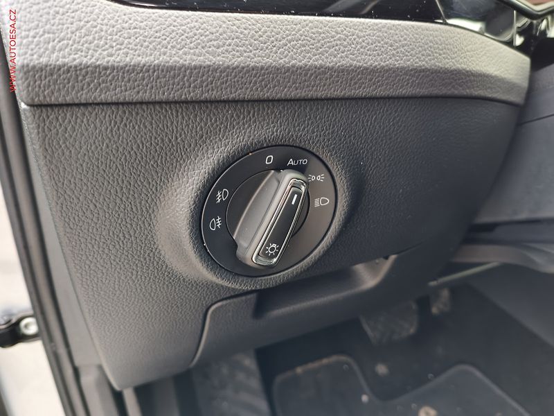Škoda Superb (2019) 2.0 TDi 4x4, L&K, DSG, TZ, - fotka 16 z 19