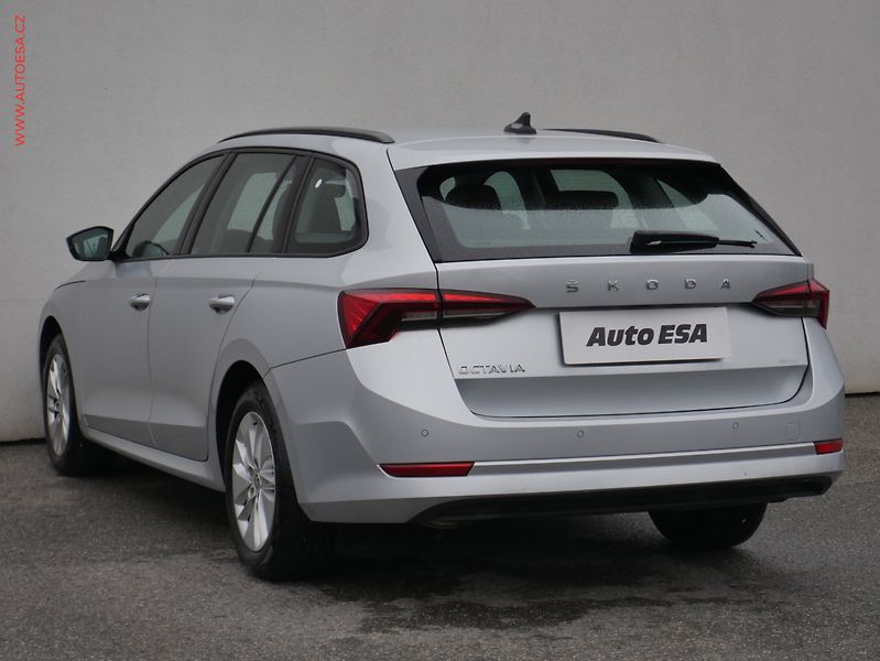 Škoda Octavia (2020) 2.0 TDI, ČR, Ambition, LED - fotka 6 z 21