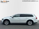 Volkswagen Passat (2015) Variant 2.0 TDI 6DSG 4MOTION A - náhled 18