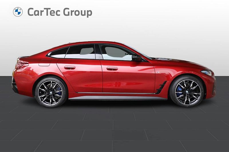 BMW i4 M60 xDrive - fotka 4 z 30
