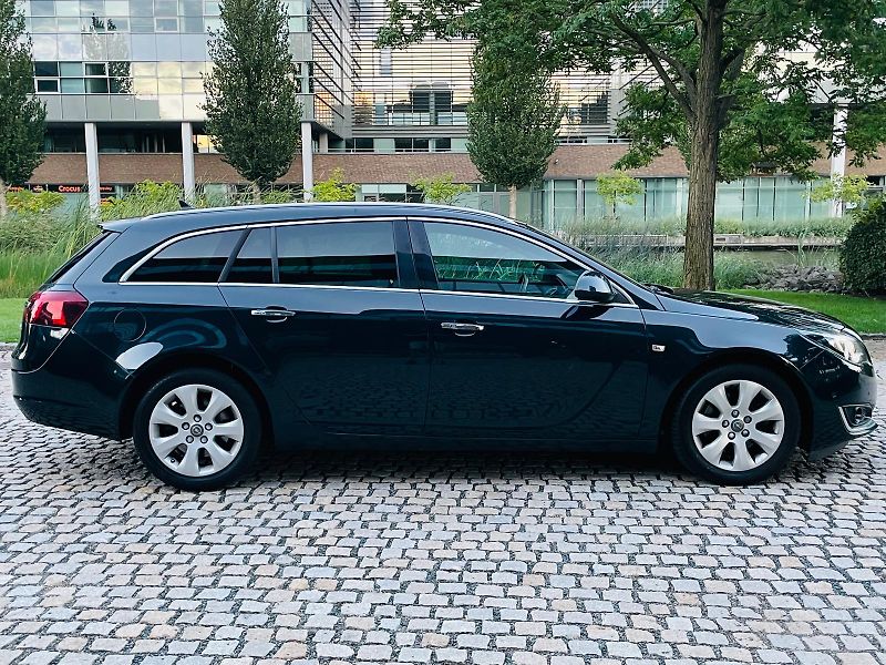 Opel Insignia 2.0CDTi MANUÁL KAMERA SERVISKA - fotka 10 z 46