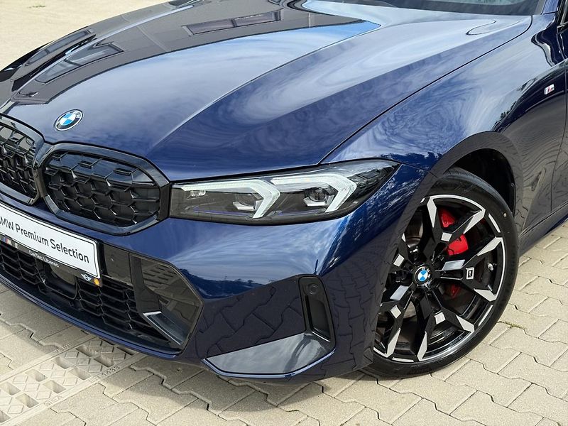 BMW Řada 3 M340i xDrive Touring - fotka 18 z 21