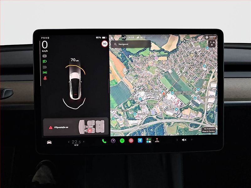 Tesla Model Y (2022) Long Range AWD 79kWh, SoH 92% - fotka 12 z 21